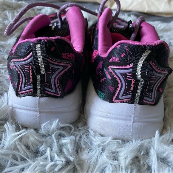 Athletic Works Light-Up Athletic Sneakers - Picture 3 of 8